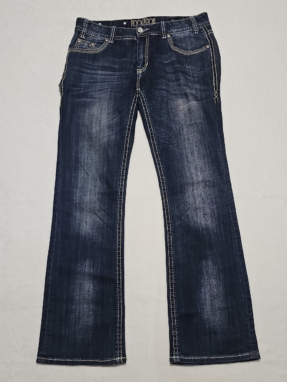 Rock and Roll Cowgirl Mid Rise Bootcut Jeans‎ Dark Wash Rhinestone 31x32 W1-9504